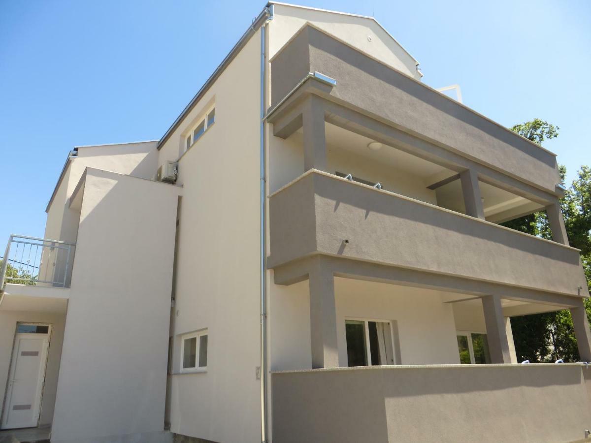Luka Apartments Biograd Na Moru Exterior foto