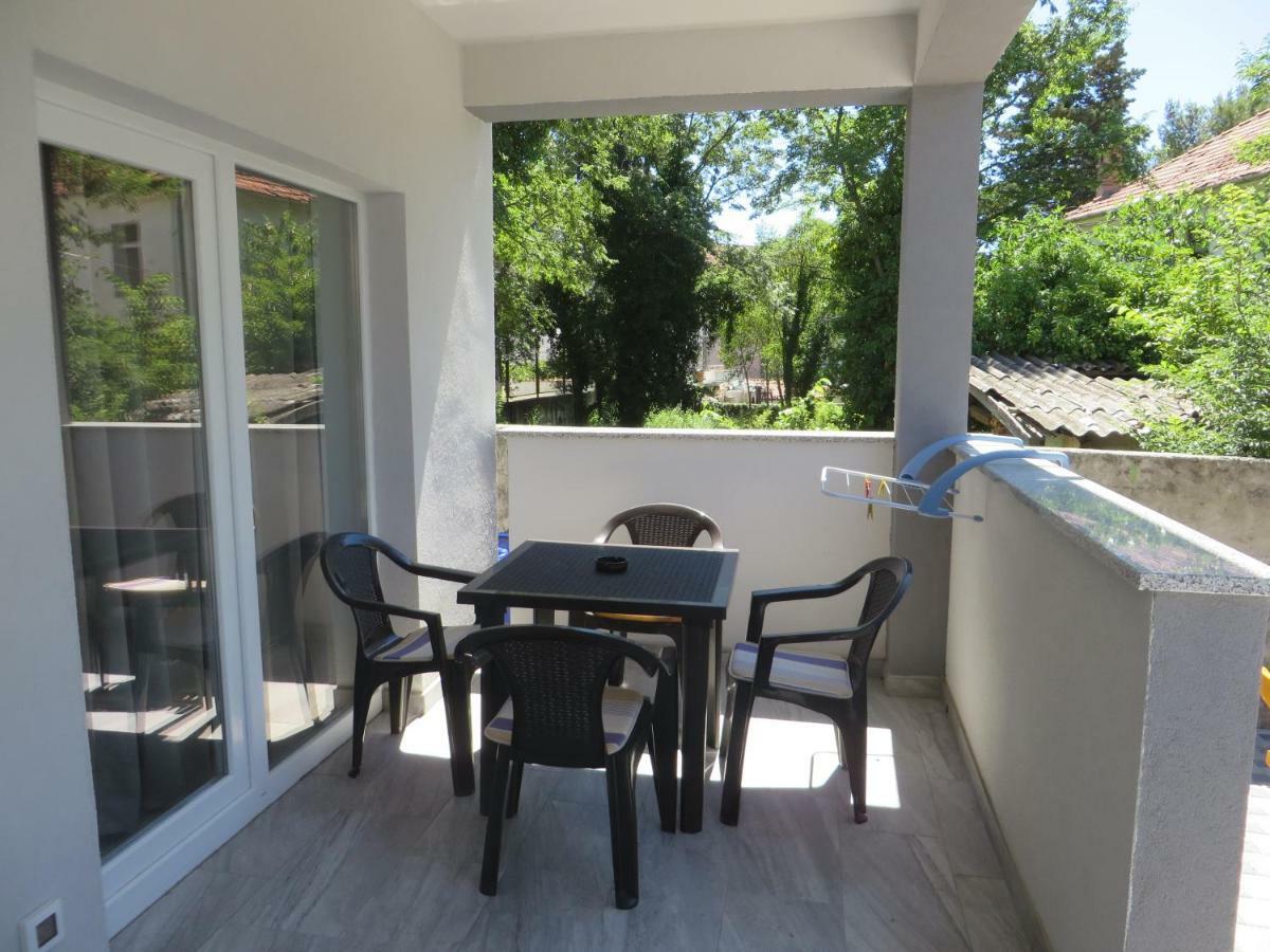 Luka Apartments Biograd Na Moru Exterior foto